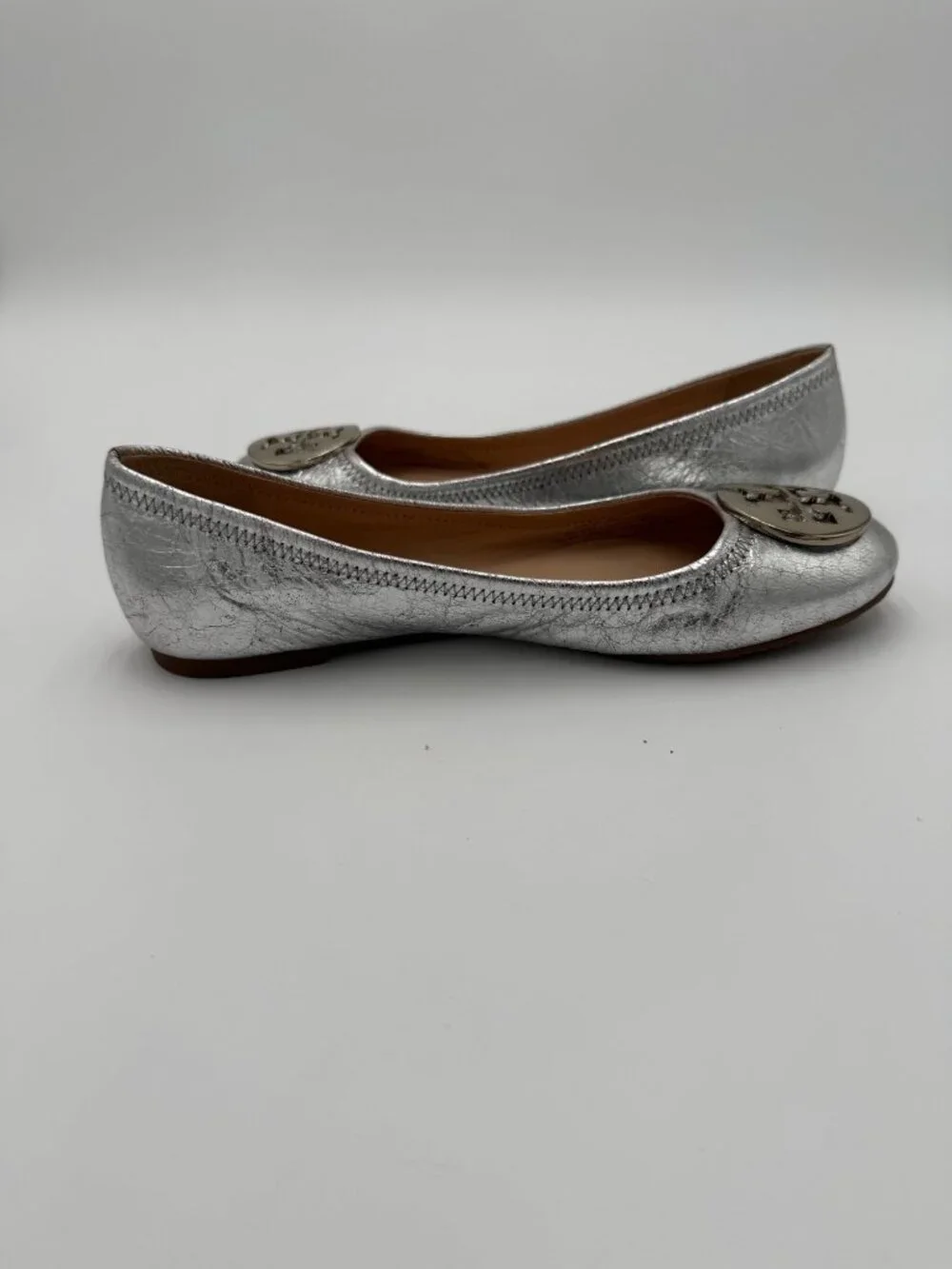 Tory Burch Silver Metallic Leather Minnie Ballet Flats Sz 8  Logo Hardware
